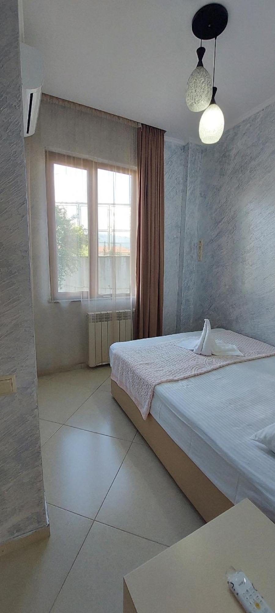 Hotel Ergo Batumi Exterior photo